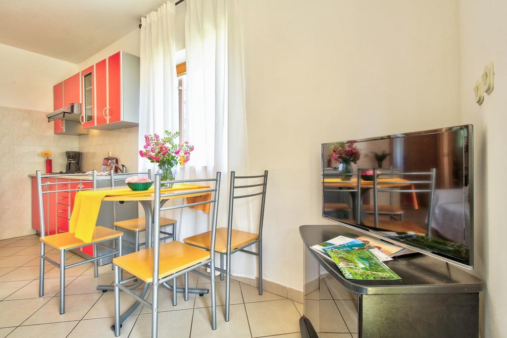 Apartments Vera Umag Exterior photo